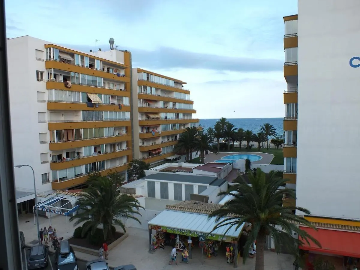 Apartment Apartamento Comodo, 50M Playa, 4 Pers, Terraza, Tv, Lavadora - Es-204-32 Roses