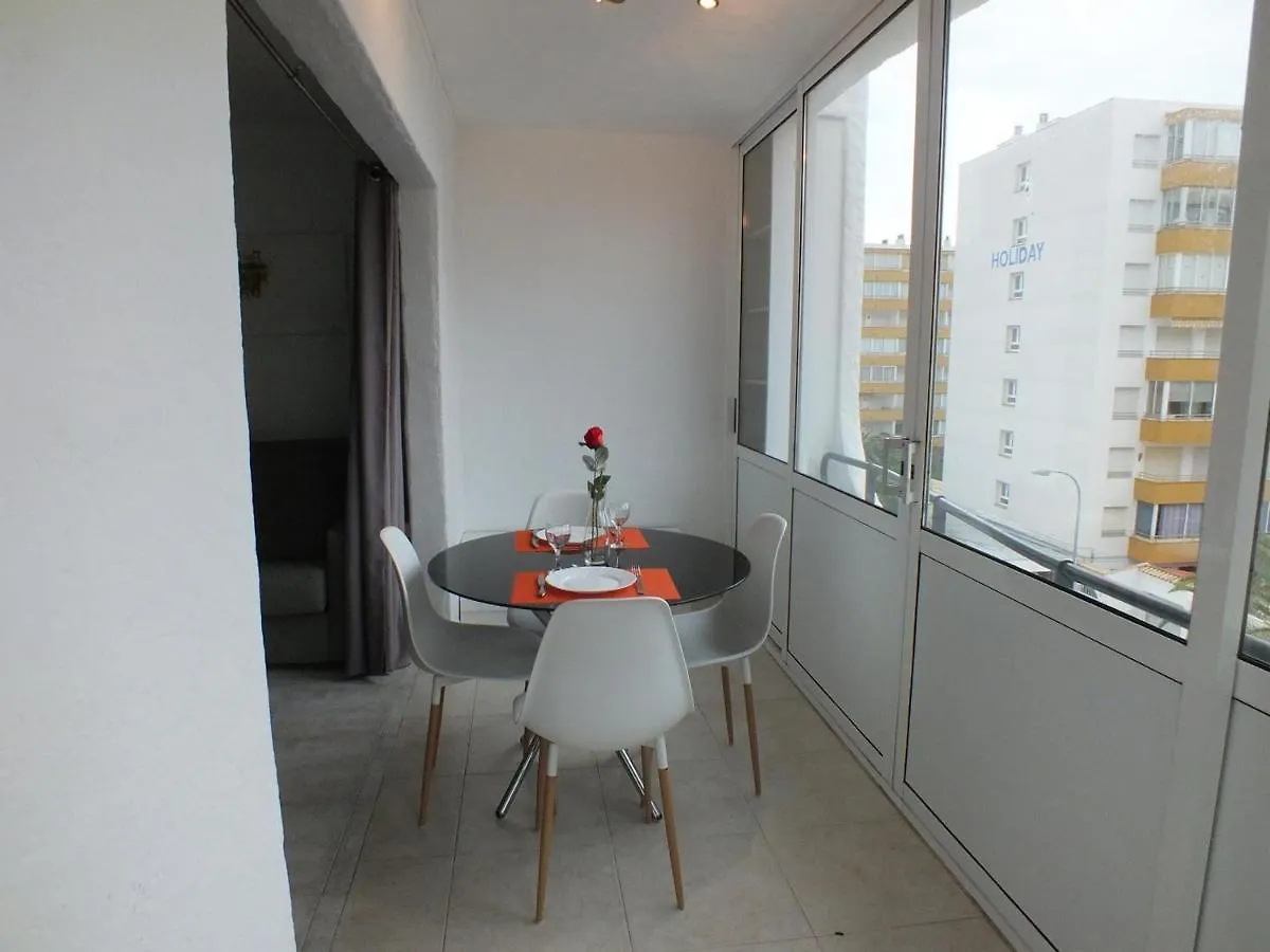 Apartment Apartamento Comodo, 50M Playa, 4 Pers, Terraza, Tv, Lavadora - Es-204-32 Roses Spain