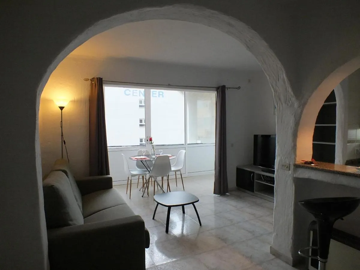 Apartment Apartamento Comodo, 50M Playa, 4 Pers, Terraza, Tv, Lavadora - Es-204-32 Roses