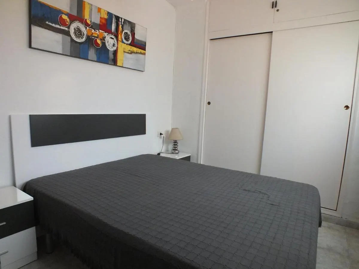 Apartamento Comodo, 50M Playa, 4 Pers, Terraza, Tv, Lavadora - Es-204-32 Roses